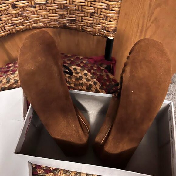 Vintage Minnetonka — Thunderbird "Animikii" Softsole Moccasin - Size 3 (Brown) - Picture 4 of 5